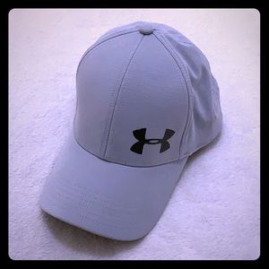 NWOT MENS UNDER ARMOUR HAT
